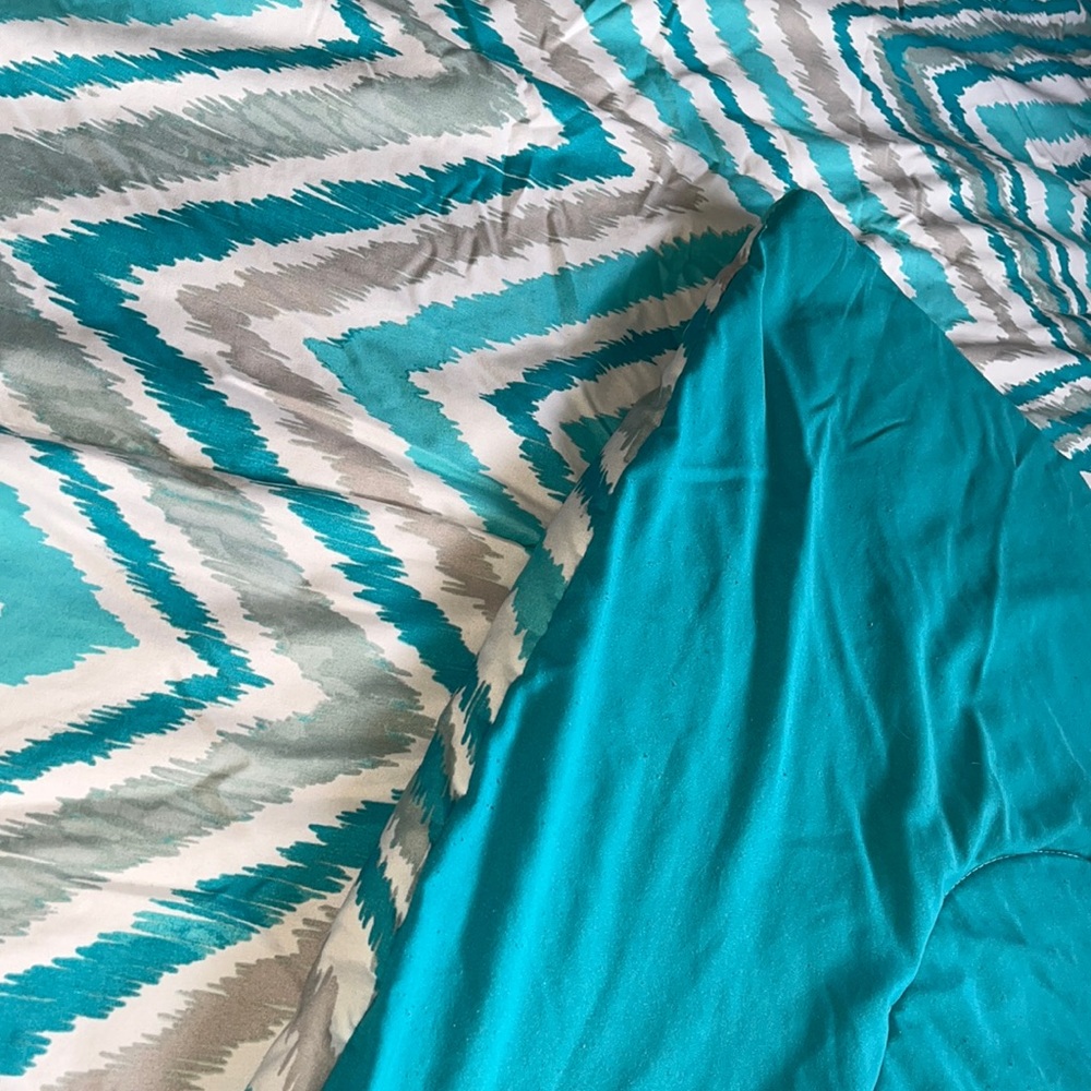 Quilt - Picture 2 of 2